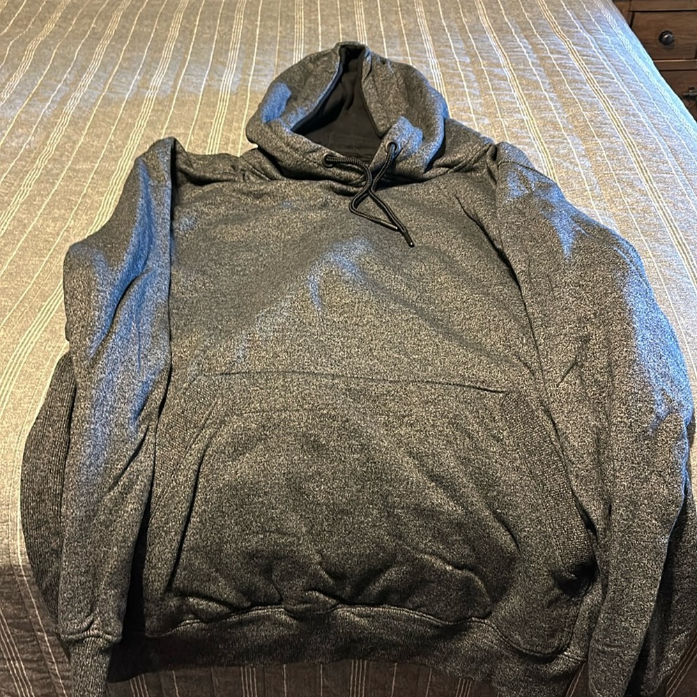 Men’s sweatshirt